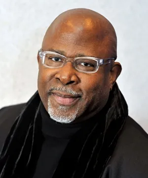 Kendall Thomas headshot